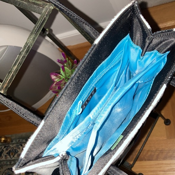 Nine West faux fur cow pattern purse/shoulder bag and wallet - Picture 6 of 10